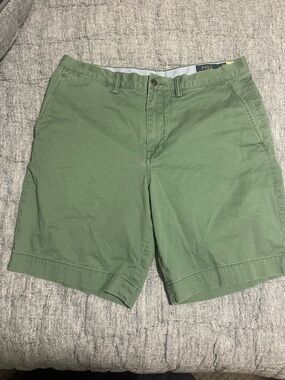 Ralph Lauren Green Flat-Front Men's Shorts Sz 34